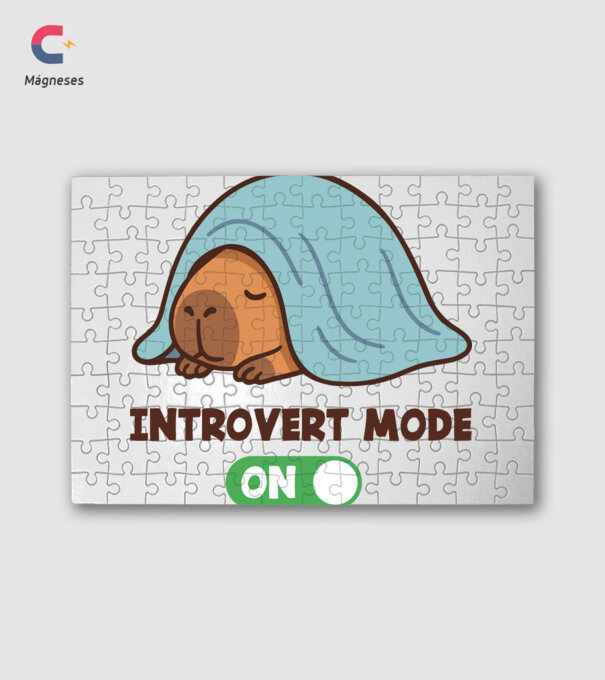 Introvert mode minta fehér pólón