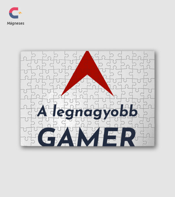 A legnagyobb gamer minta fehér pólón