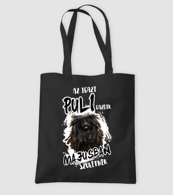 Puli May minta fekete pólón