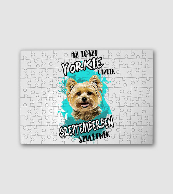 Az igazi YORKIE gazdik SZEPTEMBERben születnek minta fehér pólón