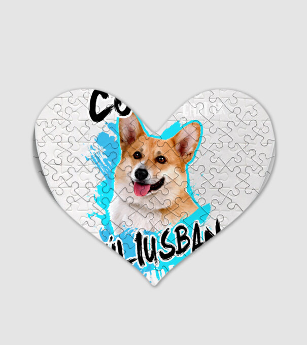 Corgi Július minta fehér pólón