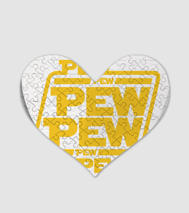 Pew pew PEW PEW pew Pew minta fehér pólón