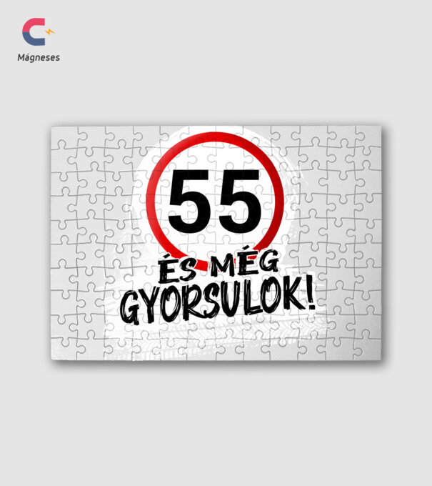 55 és még gyorsulok - tábla - fehér minta fehér pólón