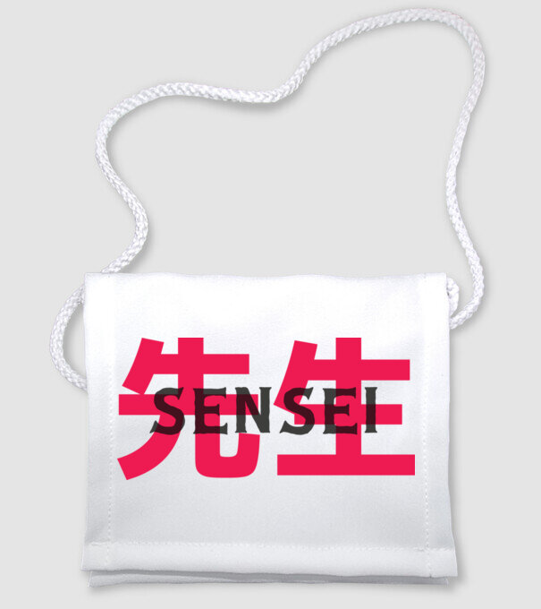 Japán sensei minta fehér pólón