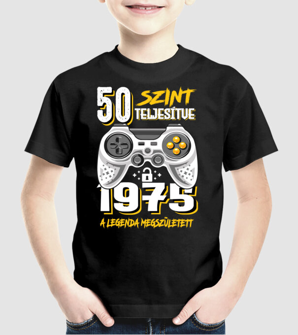 GAMER szint teljesítve 50. 1975 minta fekete pólón