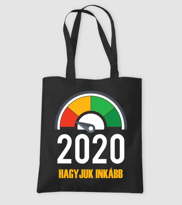 2020 komment - Hagyjuk inkább fekete pólóra minta fekete pólón