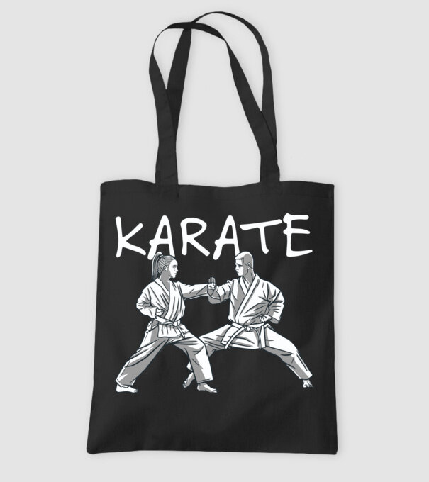 Karate minta fekete pólón