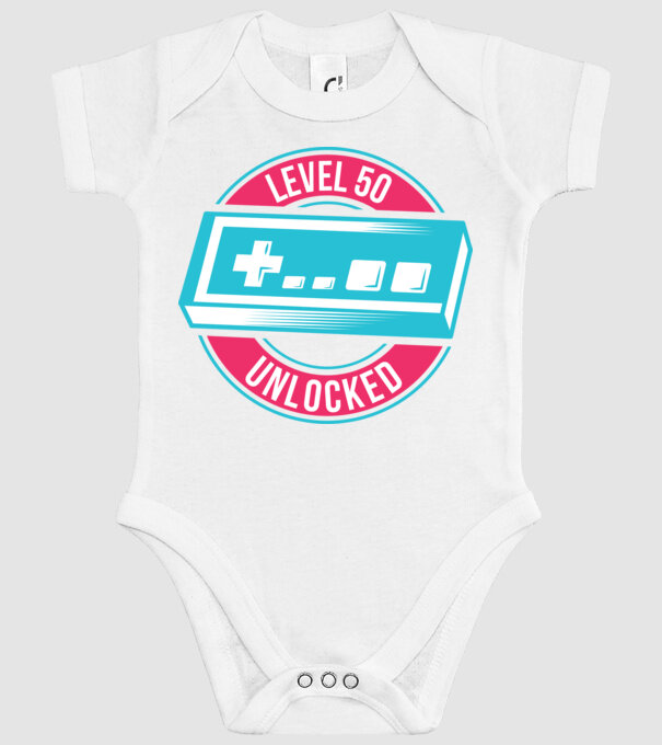 Level 50 Unlocked 50 éves születésnap minta fehér pólón