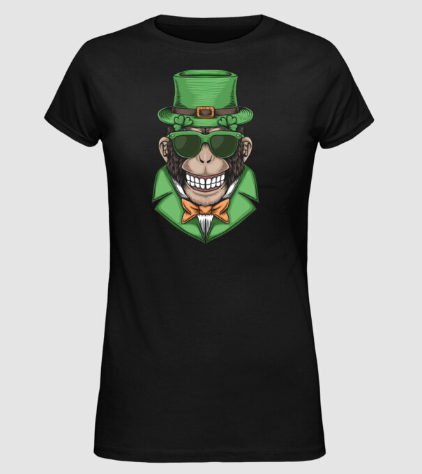 St Patrick Majom minta fekete pólón