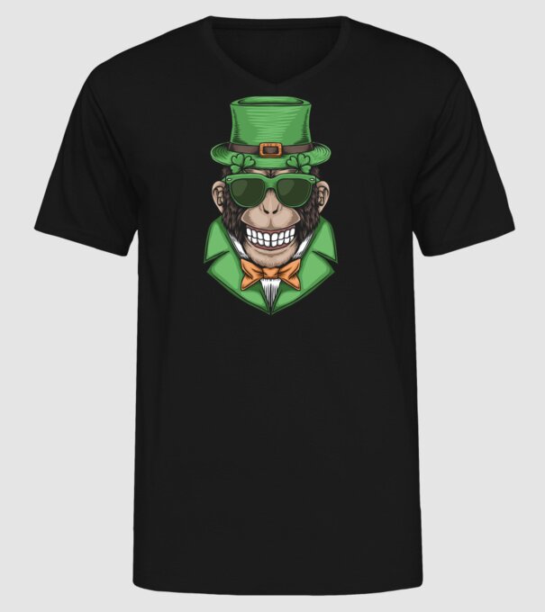 St Patrick Majom minta fekete pólón