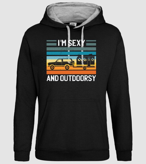 Sexy And Outdoorsy minta fekete pólón