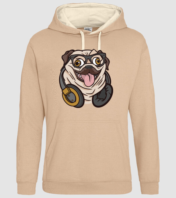 Mopsz Fejhallgatóval minta homokszín pólón