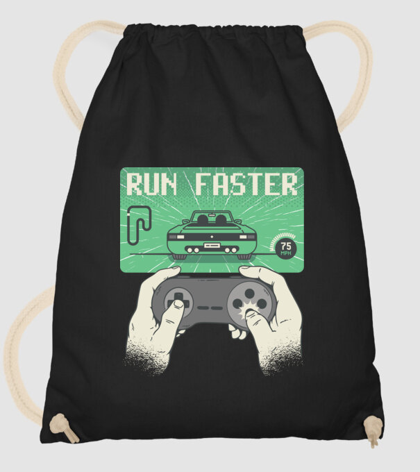 Retro gamer Outrun minta fekete pólón