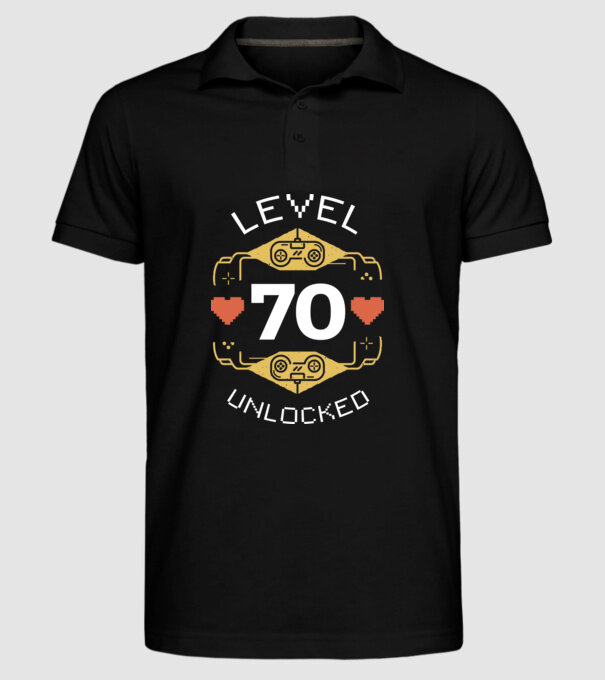 Level 70 Unlocked Gamer póló minta fekete pólón