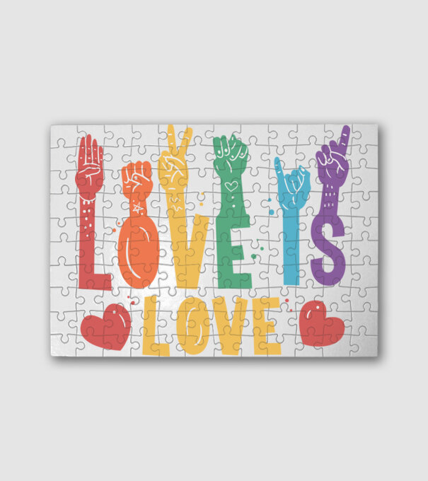 Love is love LGBTQ szerelem minta fehér pólón