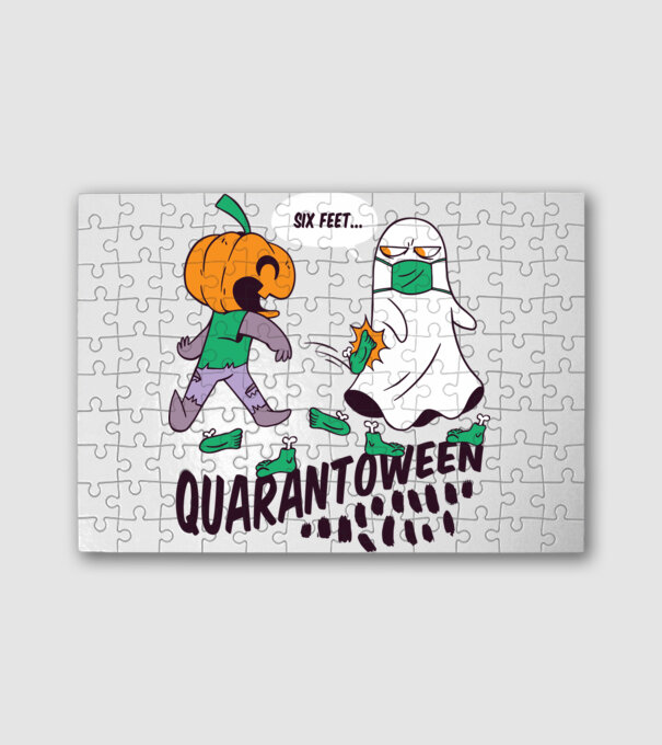 Quarantoween minta fehér pólón