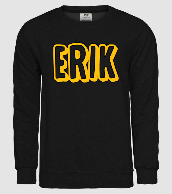 Erik minta fekete pólón