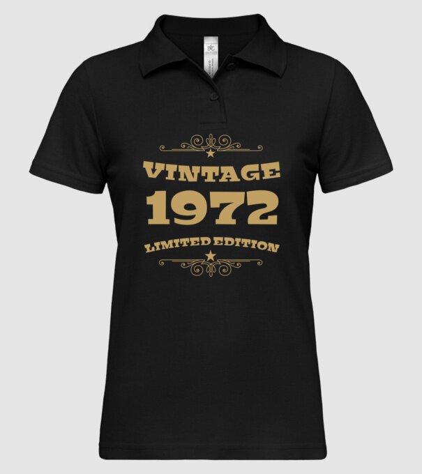 1972 minta fekete pólón