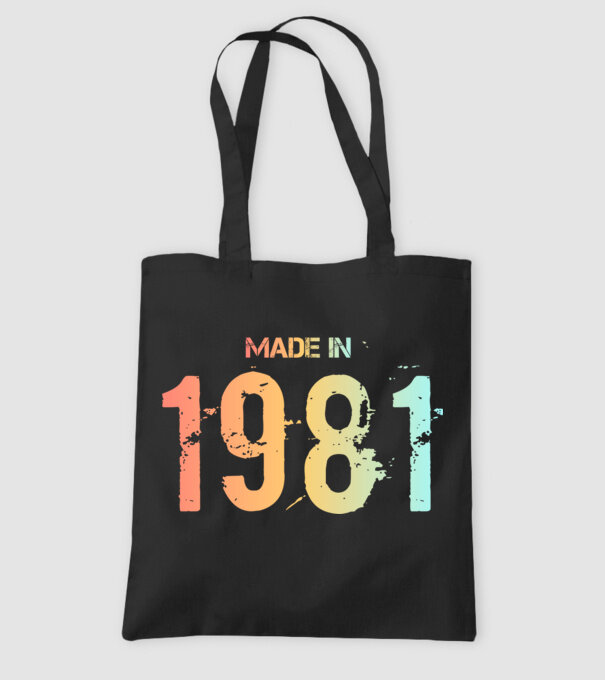 1981 minta fekete pólón