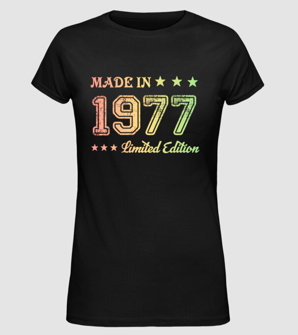 1977 minta fekete pólón