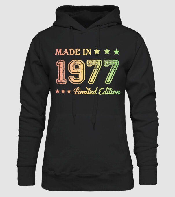 1977 minta fekete pólón