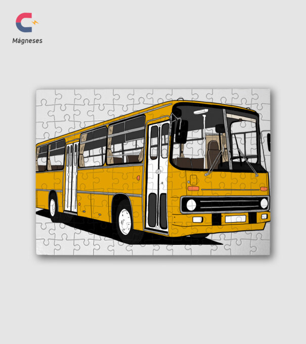 Busz minta fehér pólón