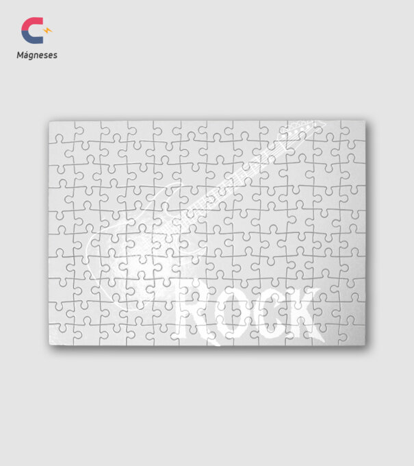 Rock minta fehér pólón