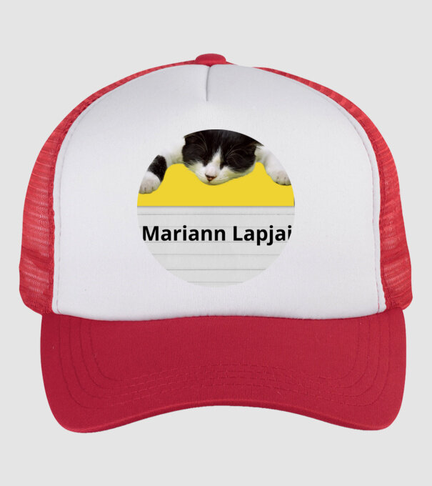 Mariann Lapjai minta fehér/piros pólón