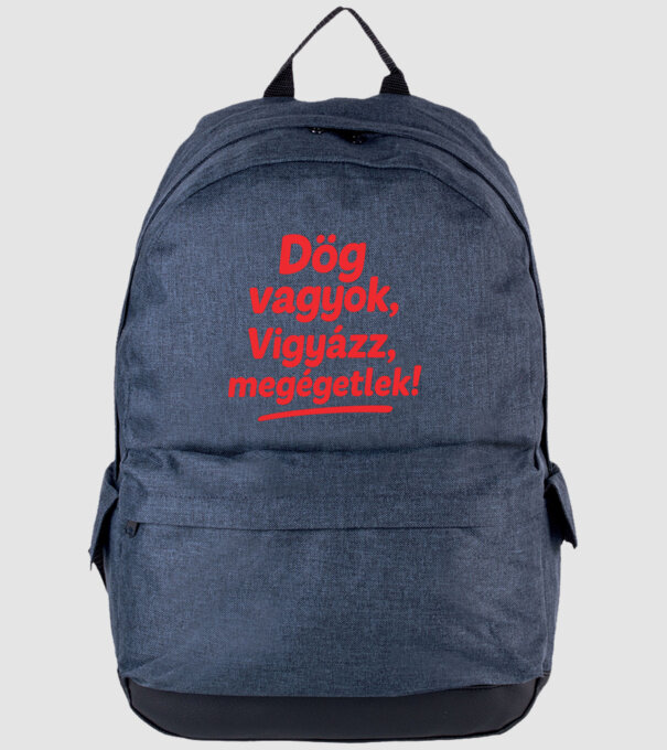 Dög vagyok minta farmerkék pólón