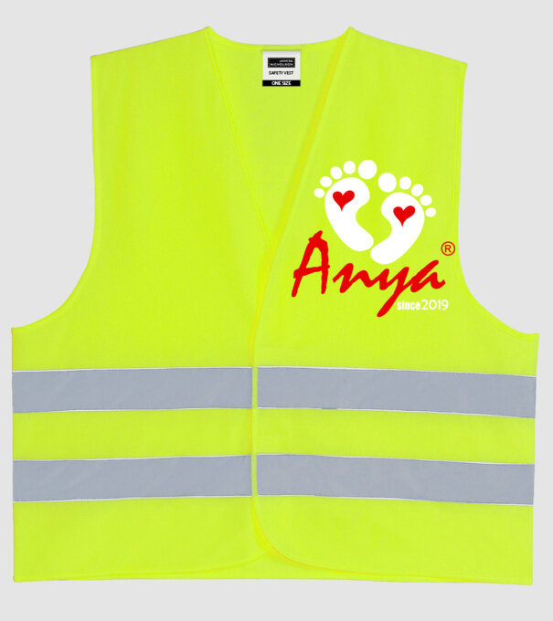 Anya since 2019 minta neonsárga pólón