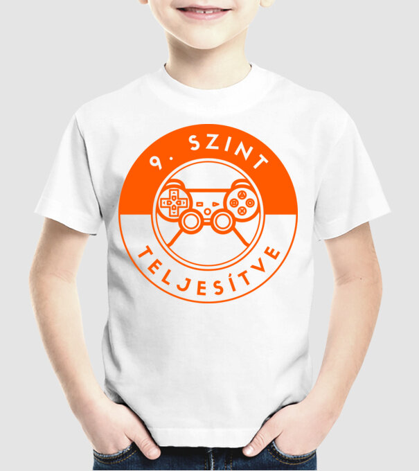9. szint teljesítve színezhető minta fehér pólón