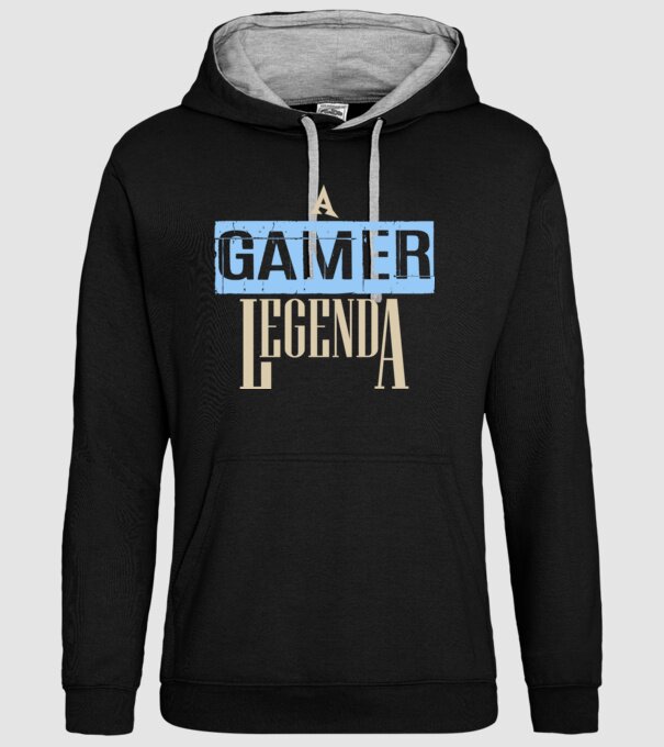 A gamer legenda minta fekete pólón
