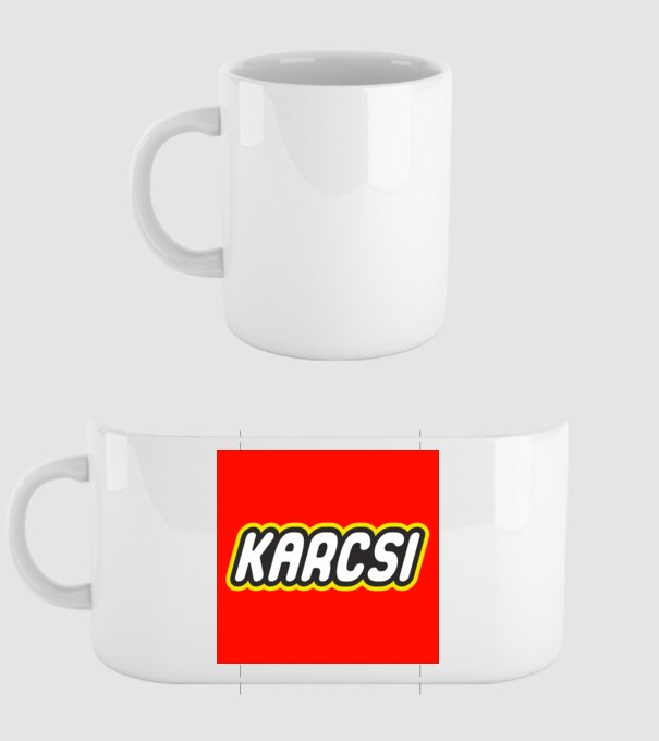 Karcsi minta fehér pólón