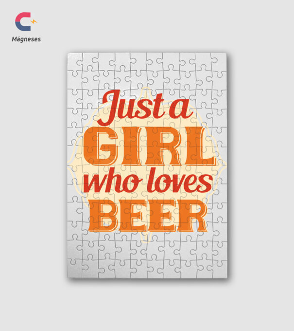 Lány aki szereti a sört - Girl loves beer minta fehér pólón