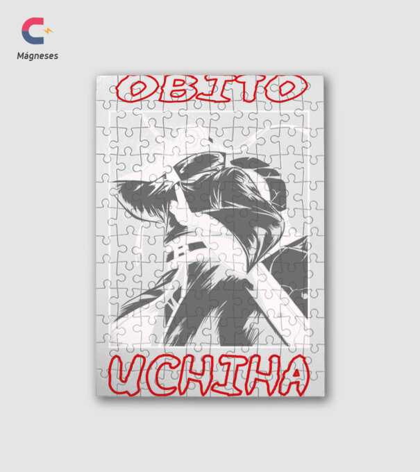 Obito Uchiha minta fehér pólón