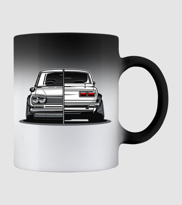 Nissan Hakosuka GTR minta fekete pólón