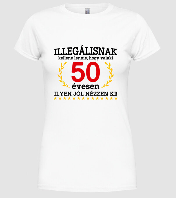 Illegálisnak kellene lennie, hogy valaki 50 évesen ilyen jól nézzen ki minta fehér pólón