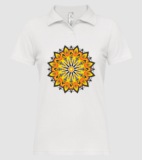 Nap mandala minta fehér pólón