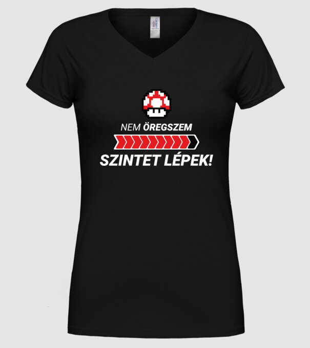 Nem öregszem, szintet lépek! minta fekete pólón