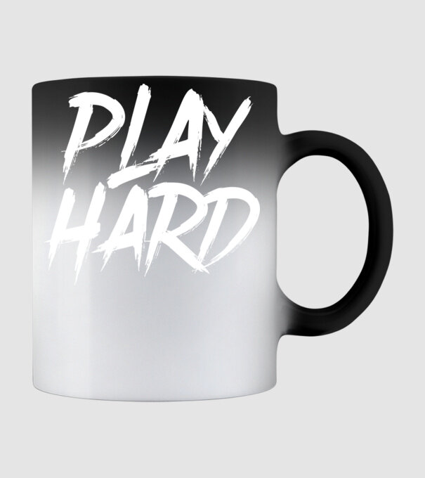 PLAY HARD minta fekete pólón