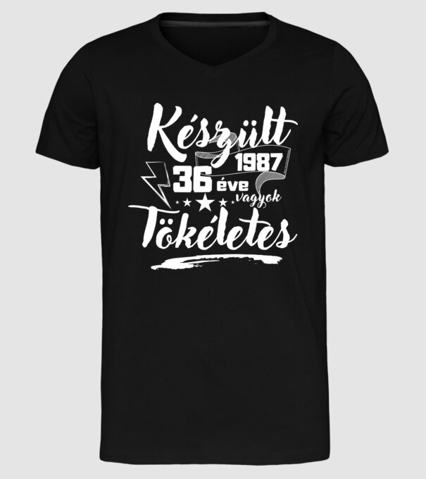 36 éve tökéletes minta fekete pólón