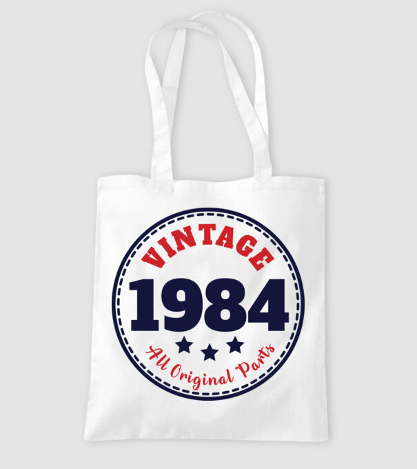 1984 minta fehér pólón