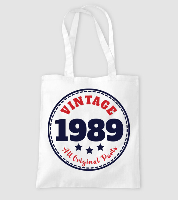 1989 minta fehér pólón