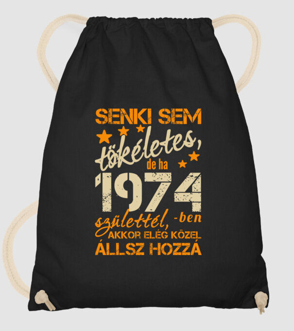 Tökéletes 1974 minta fekete pólón