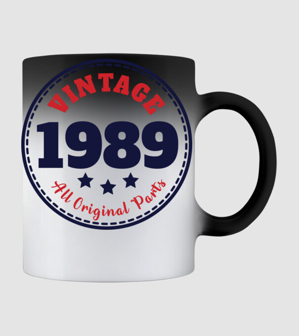 1989 minta fekete pólón