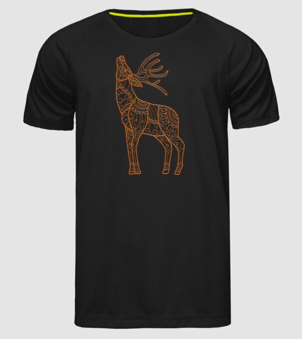 Tribal Szarvas minta fekete pólón