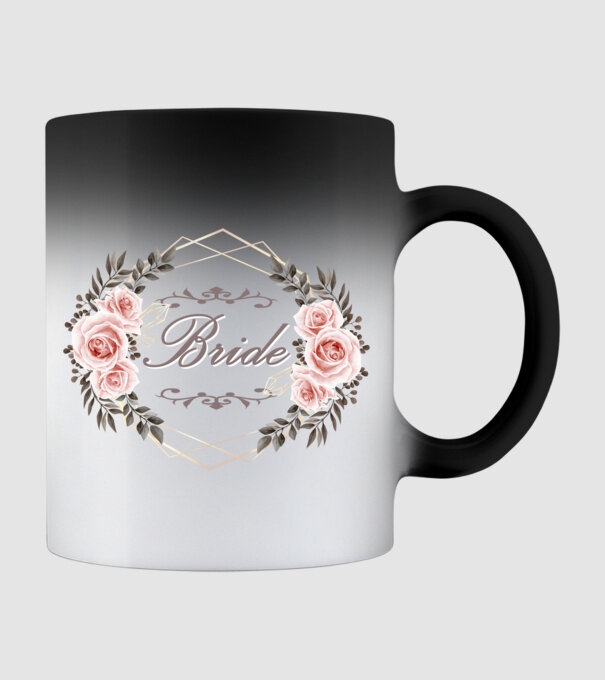 Bride minta fekete pólón